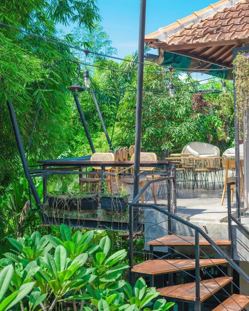 Sukawati coffee shops Gianyar