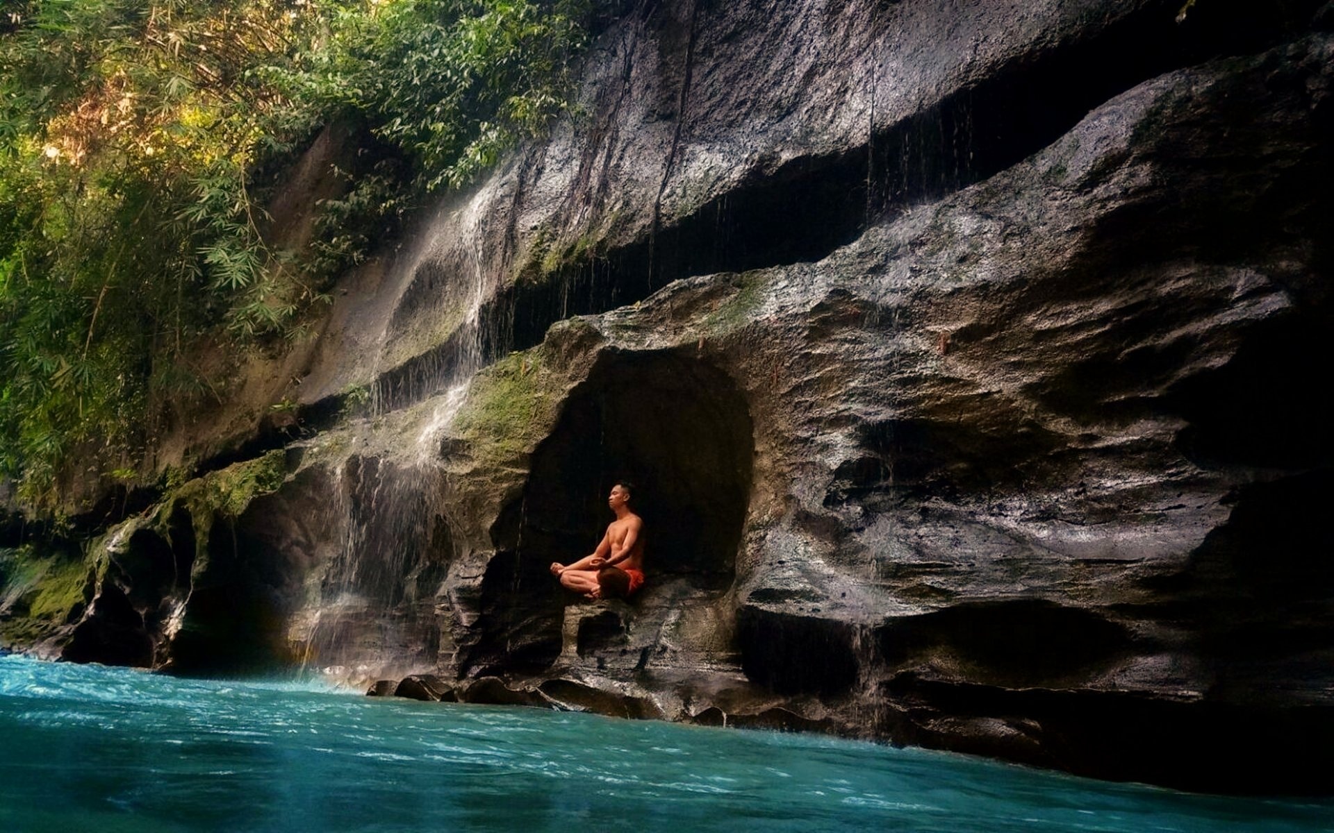 Hidden Canyon Beji Guwang Bali